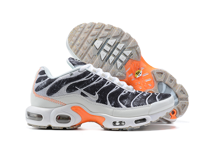 2021 New Nike Air Max Plus Black White Orange